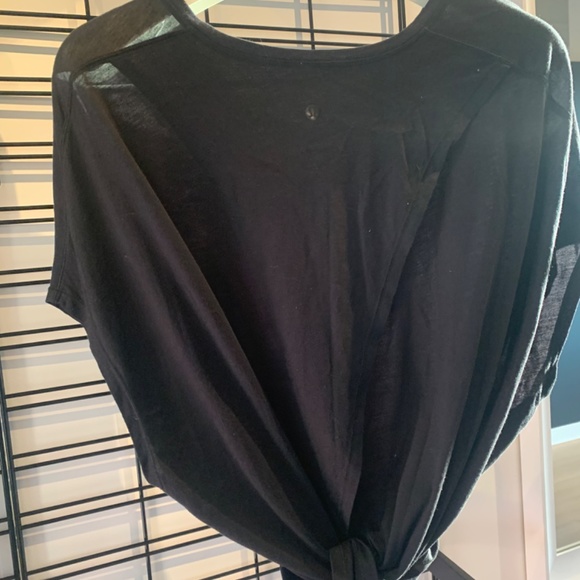 Drapey Black Tee: Lululemon - Picture 12 of 13
